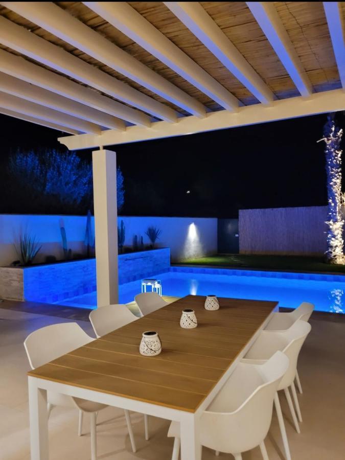 Villa Nawal Et Sa Piscine Chauffee Sans Vis-A-Vis Agadir Eksteriør billede